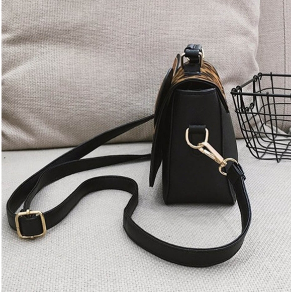 Leopard Crossbody Shoulder Bag - Picture 5 of 6